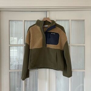Columbia Olive and Tan Fleece Pullover